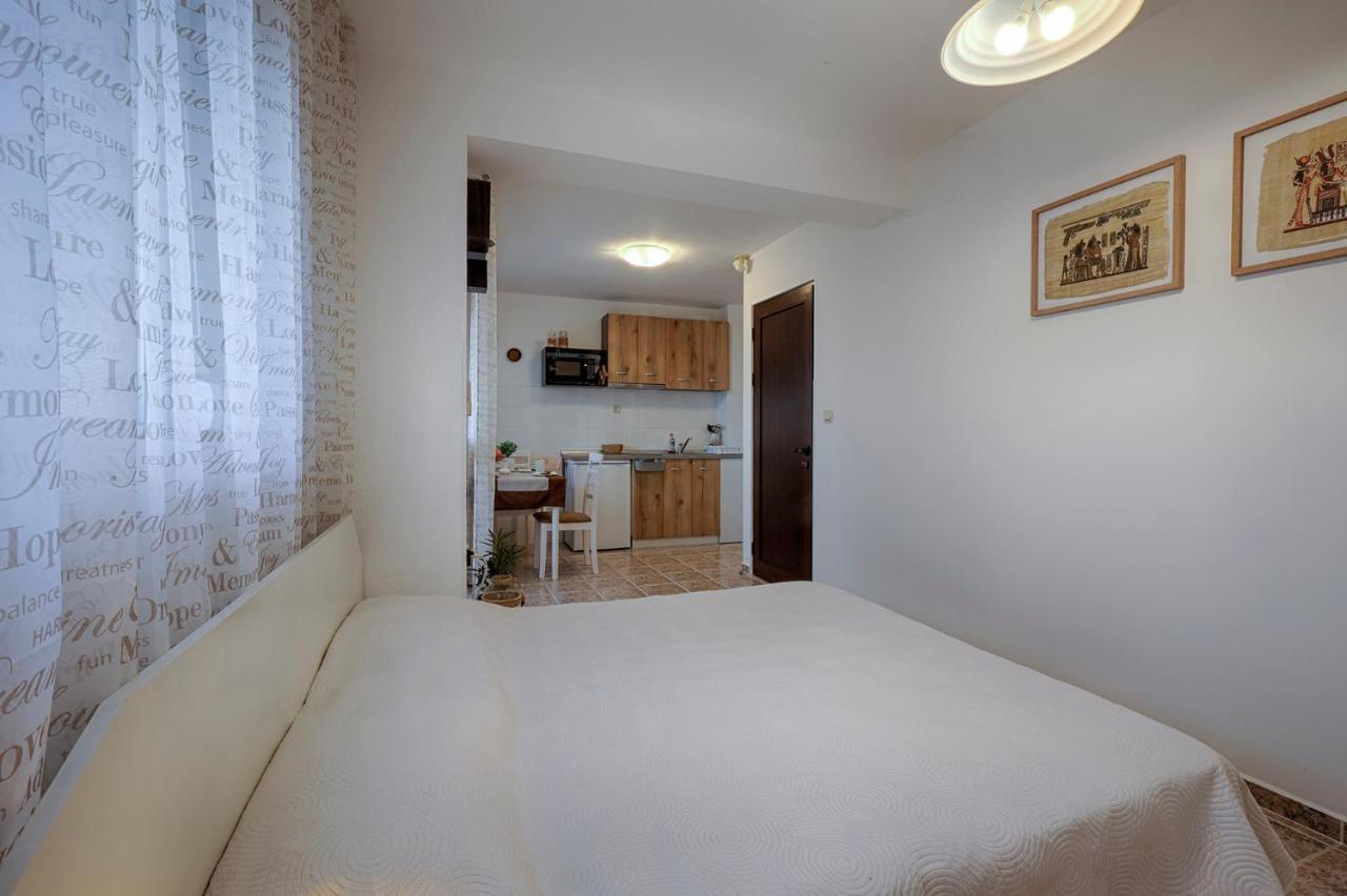 Kabakum Apartments Alen Mak โกลเดน แซนส์ ภายนอก รูปภาพ
